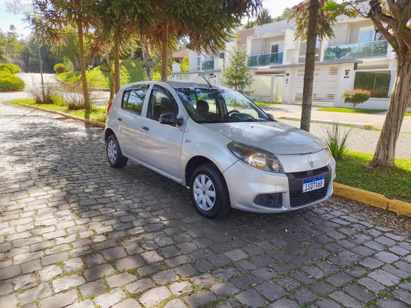 SANDERO 1.0 AUTHENTIQUE 16V FLEX 4P MANUAL - 2012 - FARROUPILHA