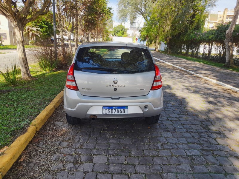 SANDERO 1.0 AUTHENTIQUE 16V FLEX 4P MANUAL - 2012 - FARROUPILHA