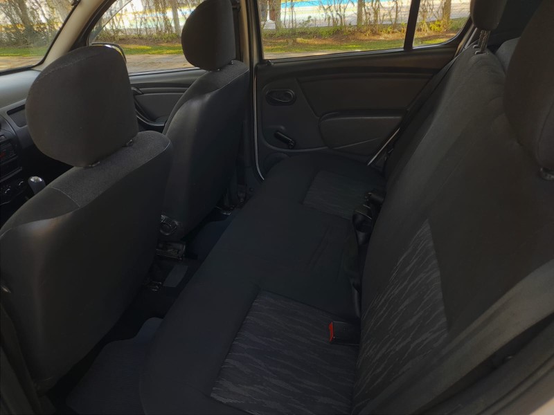SANDERO 1.0 AUTHENTIQUE 16V FLEX 4P MANUAL - 2012 - FARROUPILHA