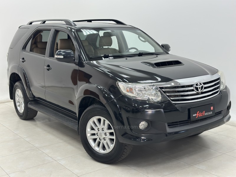 hilux sw4 3.0 srv 4x4 7 lugares 16v turbo intercooler diesel 4p automatico 2012 santa cruz do sul