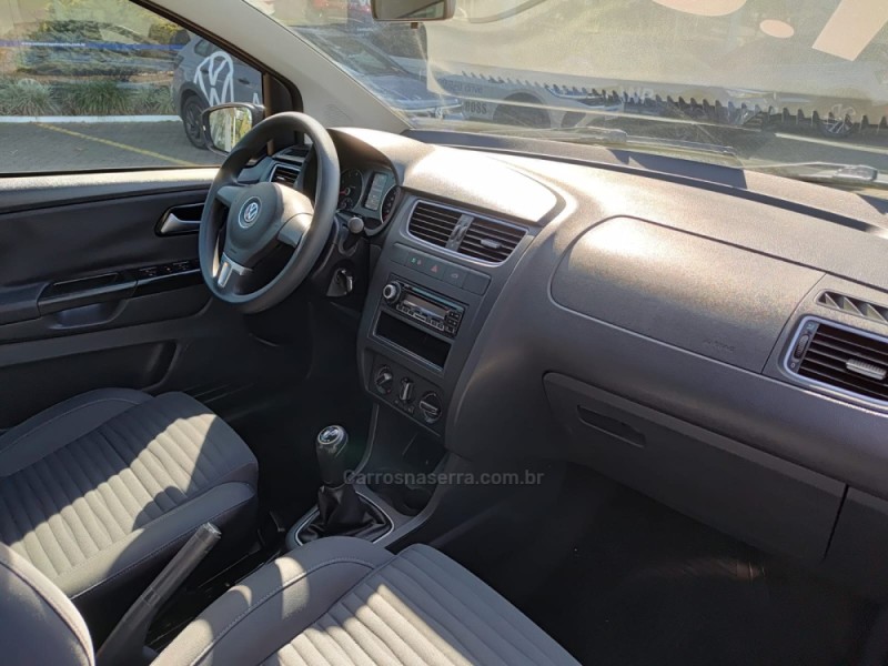 CROSSFOX 1.6 MI FLEX 8V 4P MANUAL - 2011 - NOVA PETRóPOLIS