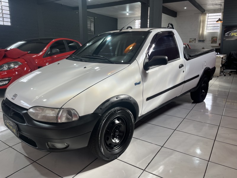 STRADA 1.5 MPI WORKING CS 8V GASOLINA 2P MANUAL - 1999 - CAXIAS DO SUL