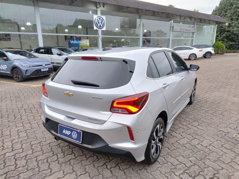 ONIX 1.0	PREMIER PLUS 12V TURBO FLEX 4P AUTOMÁTICO - 2023 - NOVA PETRóPOLIS