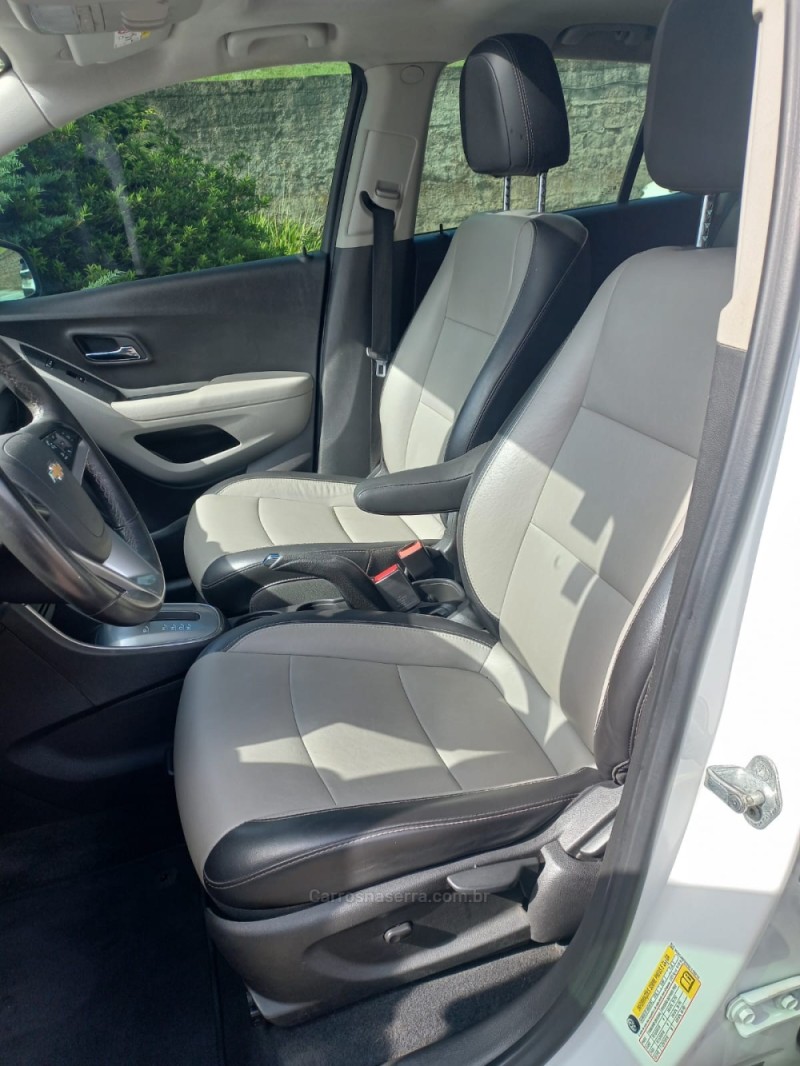 TRACKER 1.4 16V TURBO FLEX LTZ AUTOMÁTICO - 2016 - NOVA PETRóPOLIS