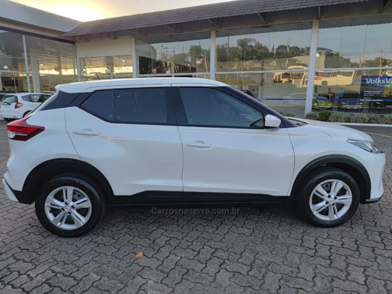 KICKS 1.6 ACTIVE 16V FLEX 4P AUTOMÁTICO - 2022 - NOVA PETRóPOLIS