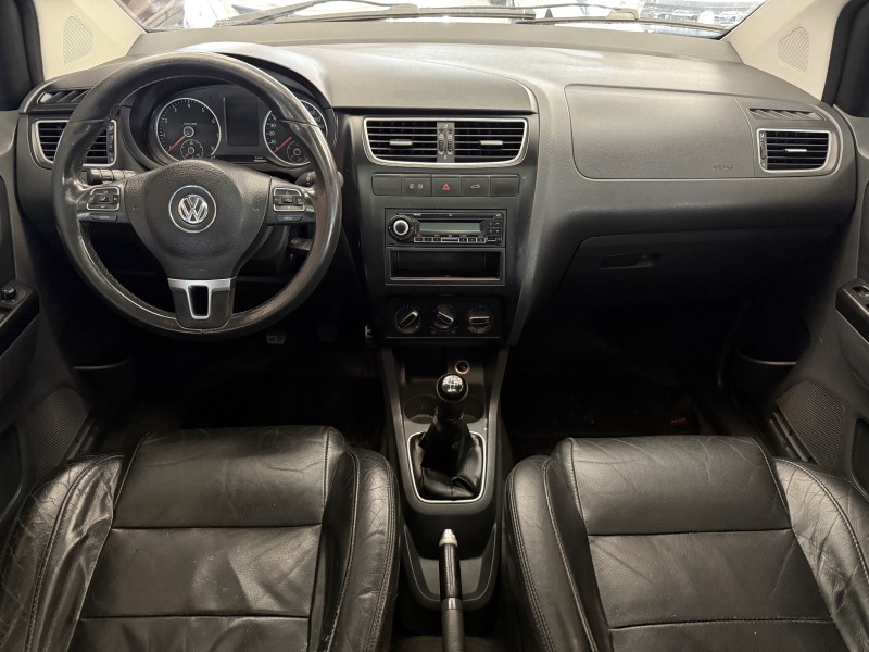 CROSSFOX 1.6 MI FLEX 8V 4P MANUAL - 2010 - FARROUPILHA