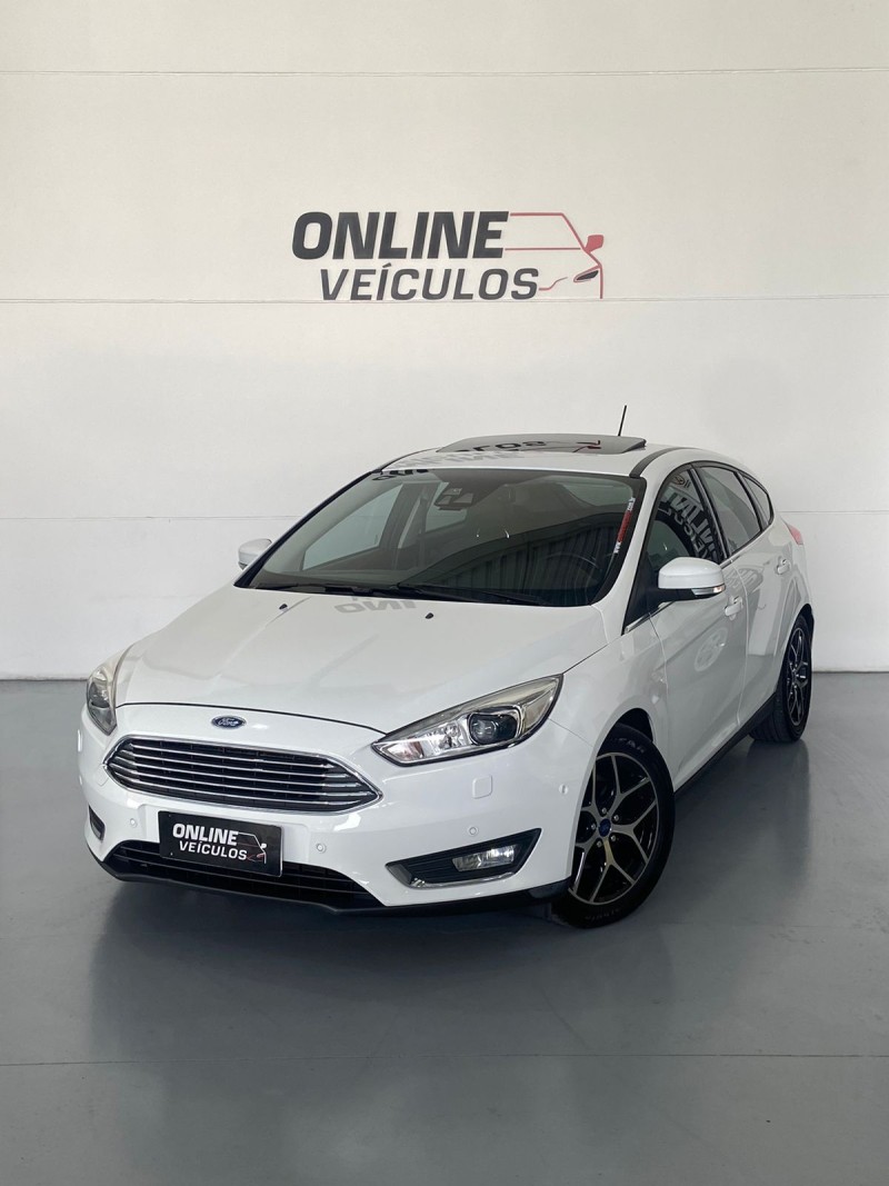 focus 2.0 titanium plus fastback 16v flex 4p automatico 2017 farroupilha