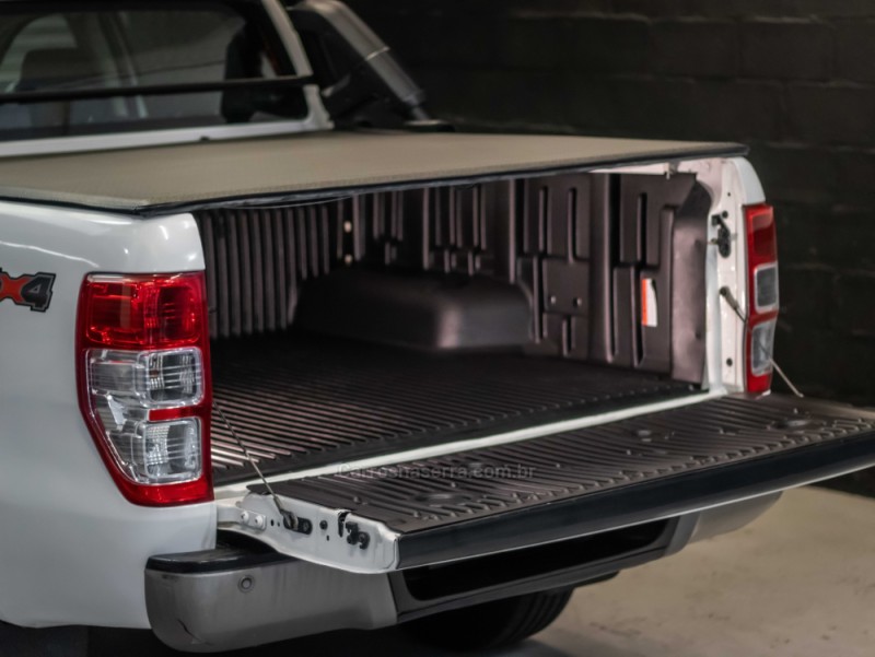 RANGER 2.2 XLS 4X4 CD 16V DIESEL 4P MANUAL - 2020 - CAXIAS DO SUL