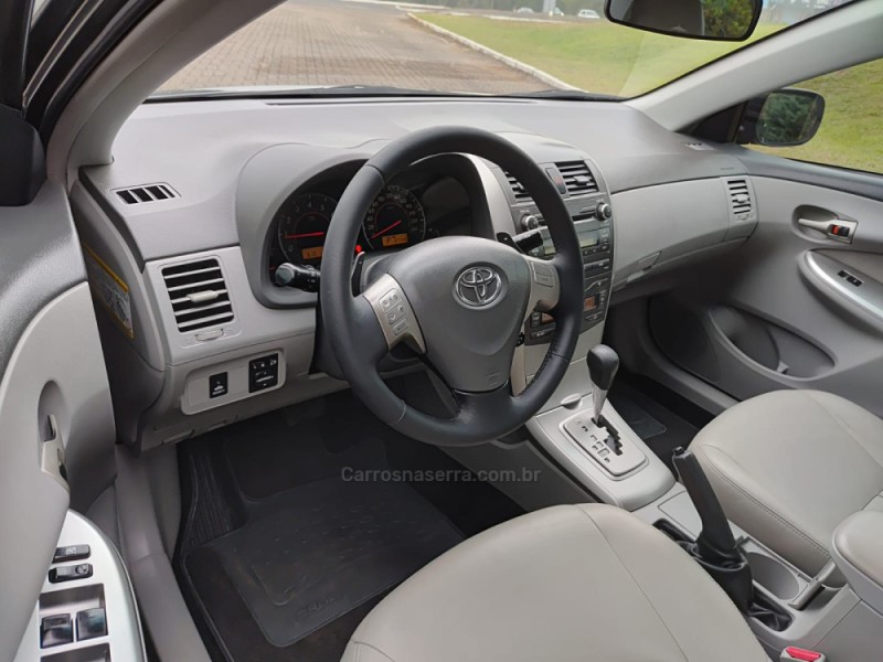 COROLLA 2.0 XEI 16V FLEX 4P AUTOMÁTICO - 2011 - NOVA PETRóPOLIS