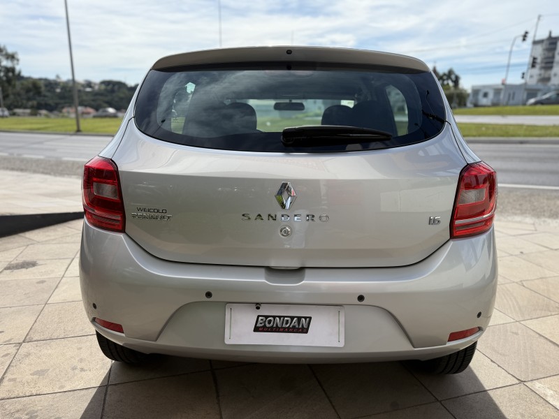 SANDERO 1.6 EXPRESSION 8V FLEX 4P MANUAL - 2015 - FARROUPILHA