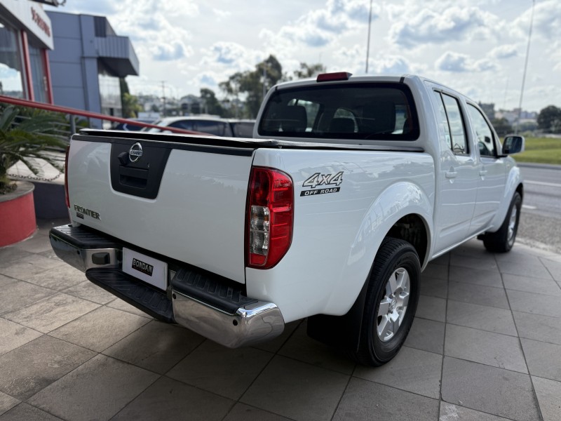 FRONTIER 2.5 S 4X4 CD TURBO ELETRONIC DIESEL 4P MANUAL - 2016 - FARROUPILHA