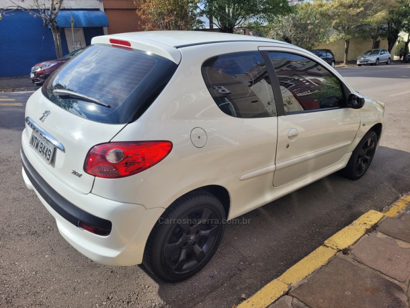 207 1.4 XR 8V FLEX 2P MANUAL - 2011 - FLORES DA CUNHA
