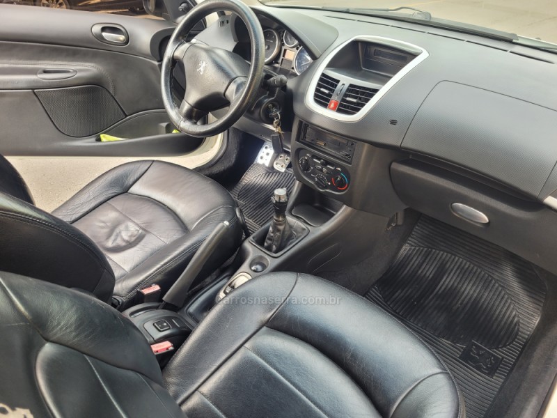 207 1.4 XR 8V FLEX 2P MANUAL - 2011 - FLORES DA CUNHA