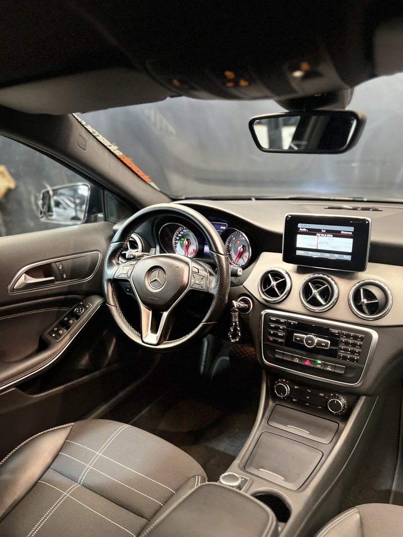 GLA 200 1.6 CGI ADVANCE 16V TURBO GASOLINA 4P AUTOMÁTICO - 2015 - CAXIAS DO SUL