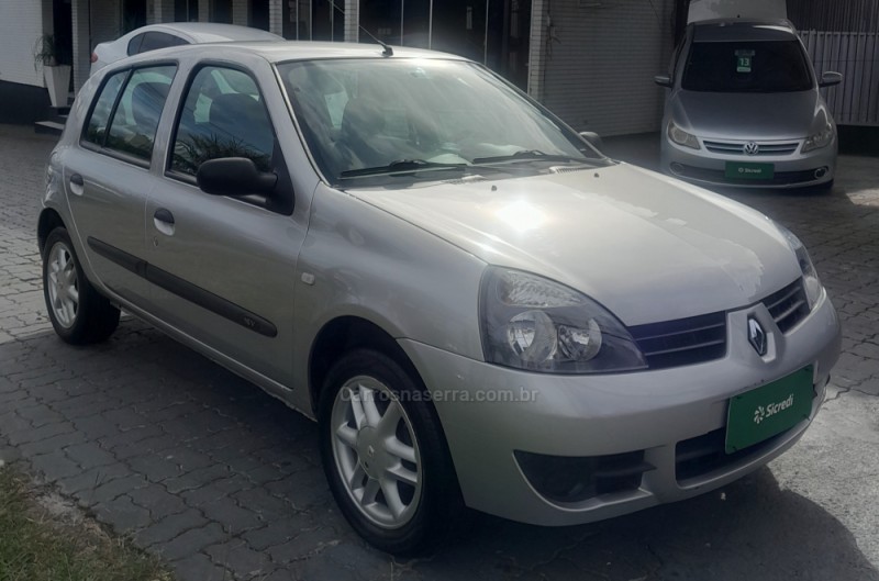 CLIO 1.0 CAMPUS 16V FLEX 4P MANUAL - 2010 - CAXIAS DO SUL