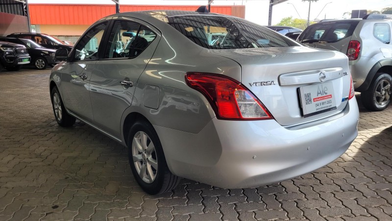 VERSA 1.6 16V FLEX SL 4P MANUAL - 2013 - GARIBALDI