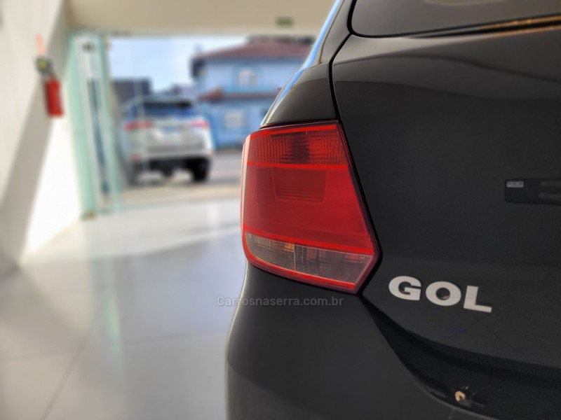 GOL 1.0 MI TRACK 8V FLEX 4P MANUAL - 2014 - CANELA