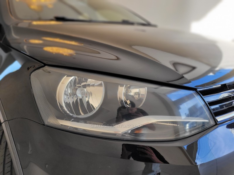 GOL 1.0 MI TRACK 8V FLEX 4P MANUAL - 2014 - CANELA