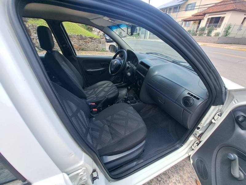PALIO 1.0 MPI FIRE ECONOMY 8V FLEX 4P MANUAL - 2016 - FARROUPILHA