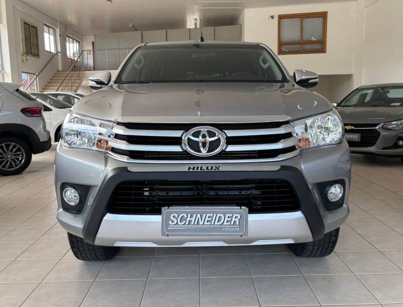 HILUX 2.8 SRV 4X4 CD 16V DIESEL 4P AUTOMÁTICO - 2017 - NOVA PETRóPOLIS