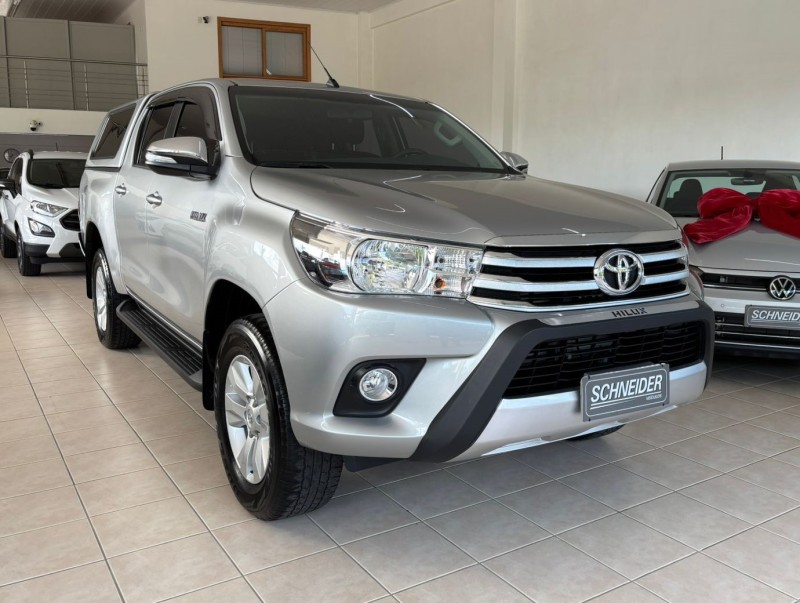 HILUX 2.8 SRV 4X4 CD 16V DIESEL 4P AUTOMÁTICO - 2017 - NOVA PETRóPOLIS