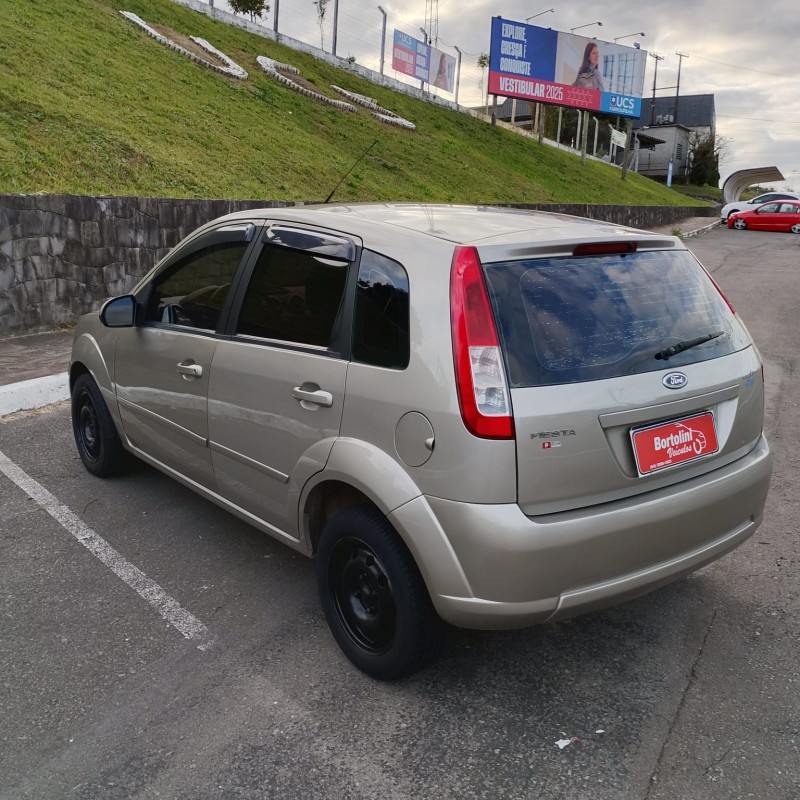 FIESTA 1.0 MPI CLASS HATCH 8V FLEX 4P MANUAL - 2010 - FARROUPILHA