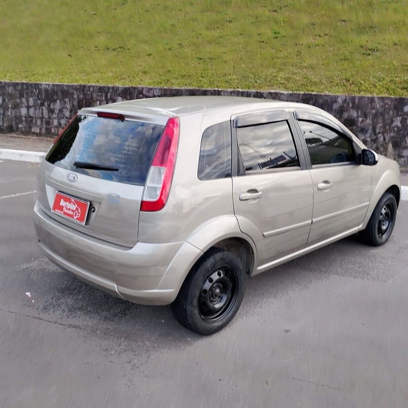 FIESTA 1.0 MPI CLASS HATCH 8V FLEX 4P MANUAL - 2010 - FARROUPILHA