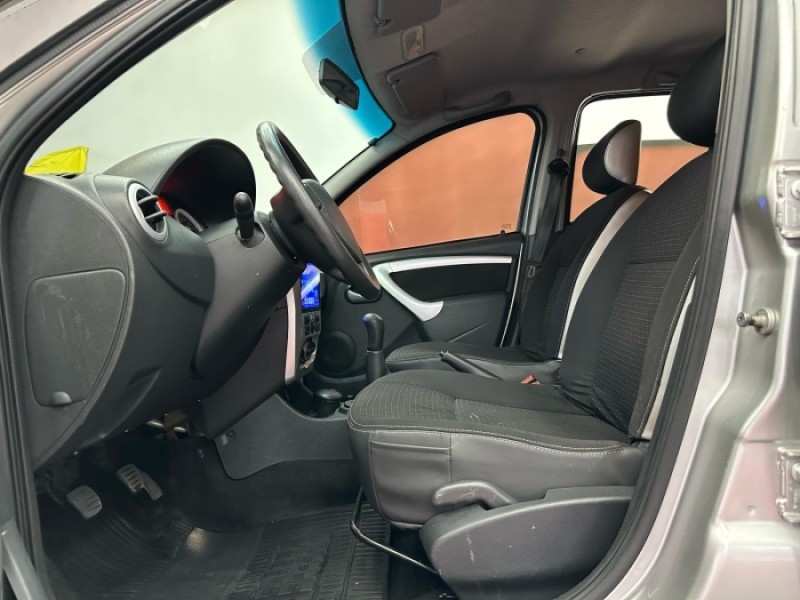 SANDERO 1.6 STEPWAY 16V FLEX 4P MANUAL - 2009 - CAXIAS DO SUL