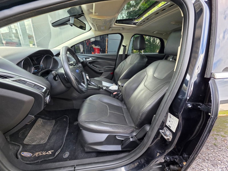 FOCUS 2.0 TITANIUM SEDAN 16V FLEX 4P AUTOMÁTICO - 2017 - FARROUPILHA