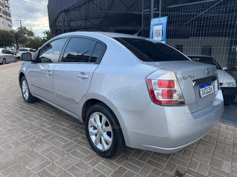 SENTRA 2.0 SL 16V GASOLINA 4P AUTOMÁTICO - 2012 - TAPEJARA