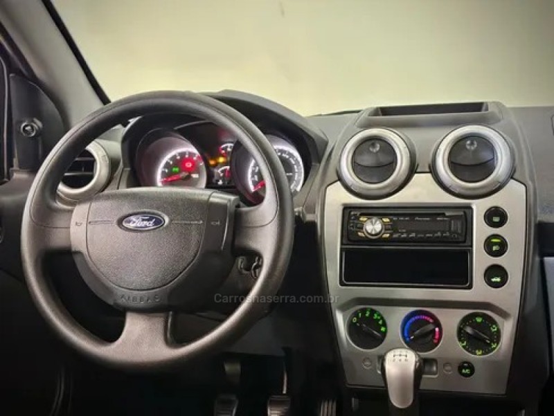 FIESTA 1.0 SE 8V FLEX 4P MANUAL - 2014 - IVOTI
