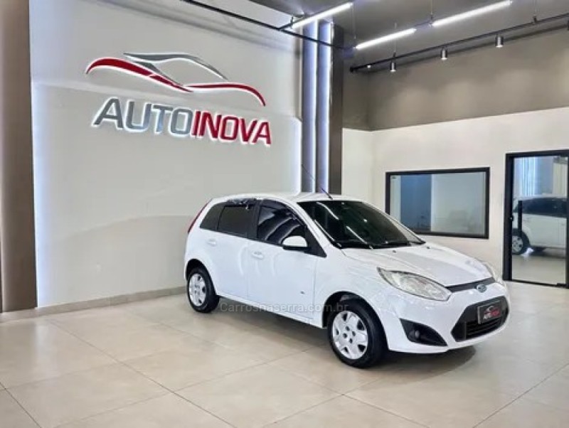 FIESTA 1.0 SE 8V FLEX 4P MANUAL - 2014 - IVOTI