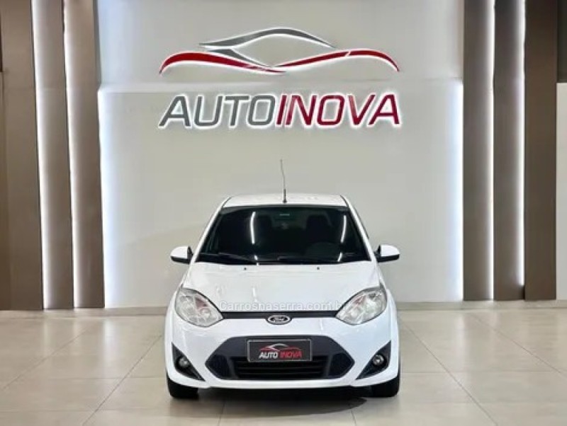 FIESTA 1.0 SE 8V FLEX 4P MANUAL - 2014 - IVOTI