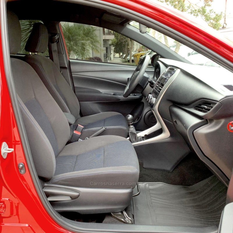 YARIS 1.3 XL LIVE 16V FLEX 4P MANUAL - 2021 - FLORES DA CUNHA
