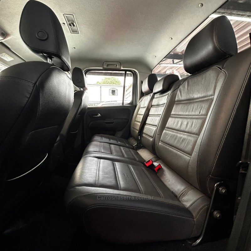 AMAROK 3.0 V6 TDI HIGHLINE CD DIESEL 4MOTION AUTOMÁTICO - 2018 - PASSO FUNDO