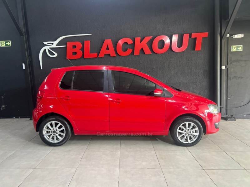 FOX 1.0 MI TREND 8V FLEX 4P MANUAL - 2014 - CAMPO BOM