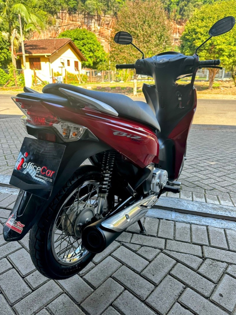 BIZ 110I  - 2019 - TRêS COROAS