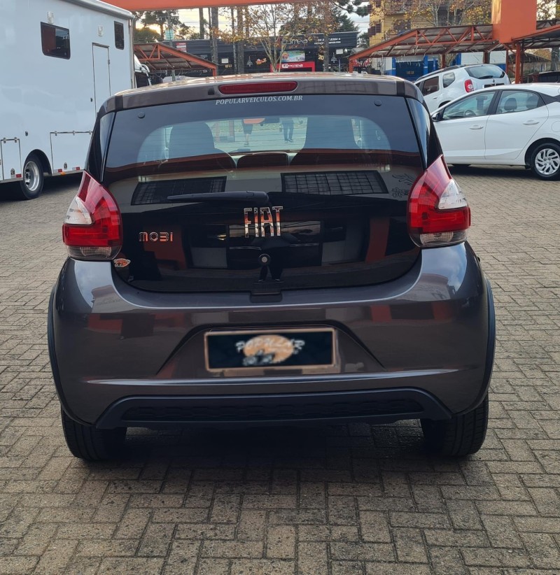 MOBI 1.0 8V EVO FLEX LIKE. MANUAL - 2022 - CANELA