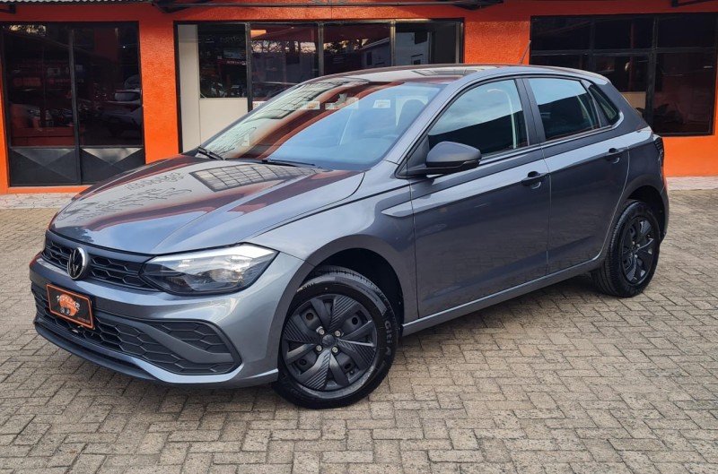 POLO 1.0 MPI TRACK 4P MANUAL - 2024 - CANELA