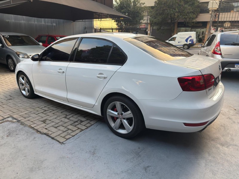 JETTA 2.0 COMFORTLINE FLEX 4P TIPTRONIC - 2012 - CAXIAS DO SUL