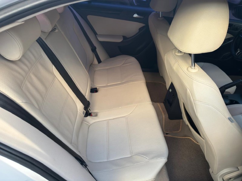 JETTA 2.0 COMFORTLINE FLEX 4P TIPTRONIC - 2012 - CAXIAS DO SUL
