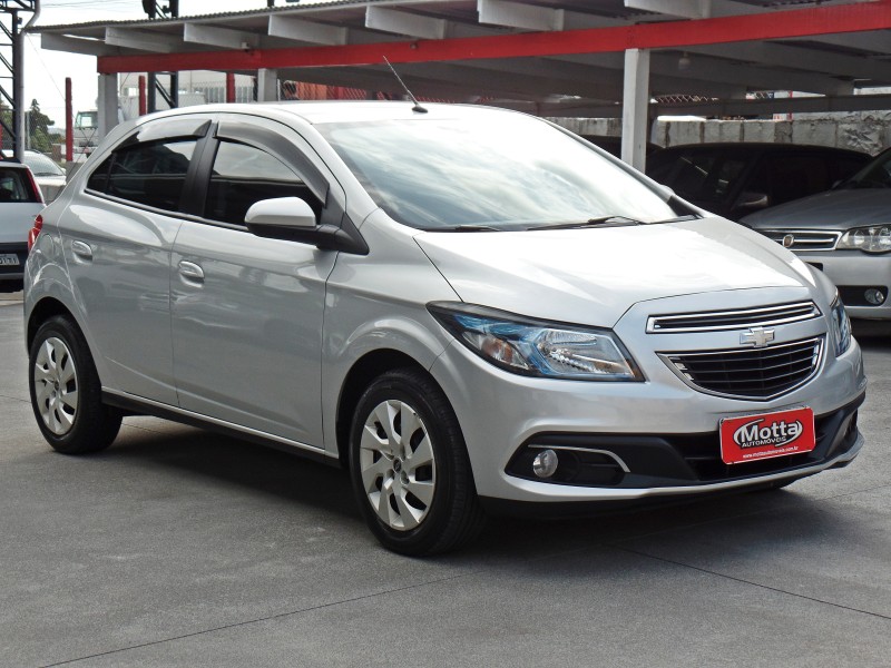 ONIX 1.4 MPFI LT 8V FLEX 4P MANUAL - 2013 - CAXIAS DO SUL