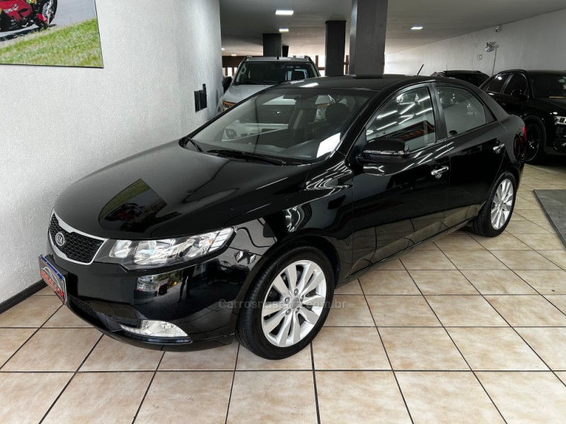 cerato 1.6 ex3 sedan 16v gasolina 4p automatico 2013 caxias do sul