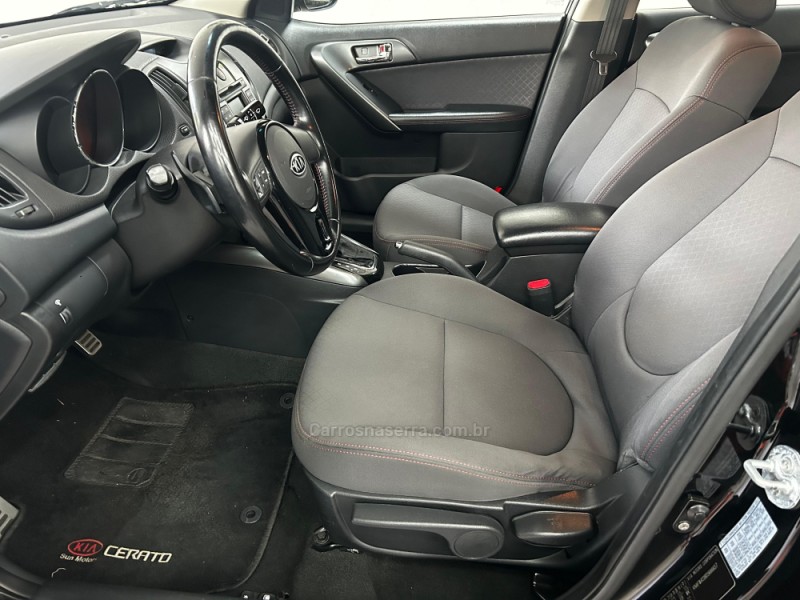 CERATO 1.6 EX3 SEDAN 16V GASOLINA 4P AUTOMÁTICO - 2013 - CAXIAS DO SUL