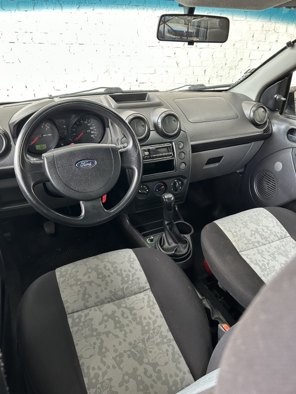 FIESTA 1.0 MPI SEDAN 8V FLEX 4P MANUAL - 2008 - CAXIAS DO SUL