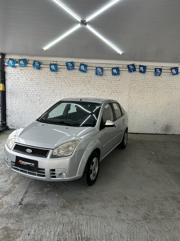 FIESTA 1.0 MPI SEDAN 8V FLEX 4P MANUAL - 2008 - CAXIAS DO SUL