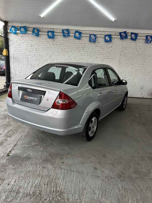FIESTA 1.0 MPI SEDAN 8V FLEX 4P MANUAL - 2008 - CAXIAS DO SUL