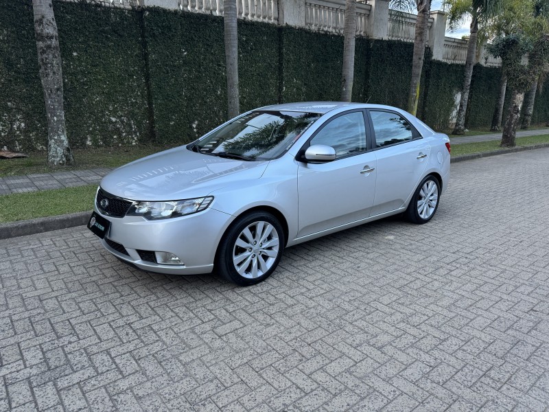 CERATO 1.6 SX3 16V GASOLINA 4P AUTOMÁTICO