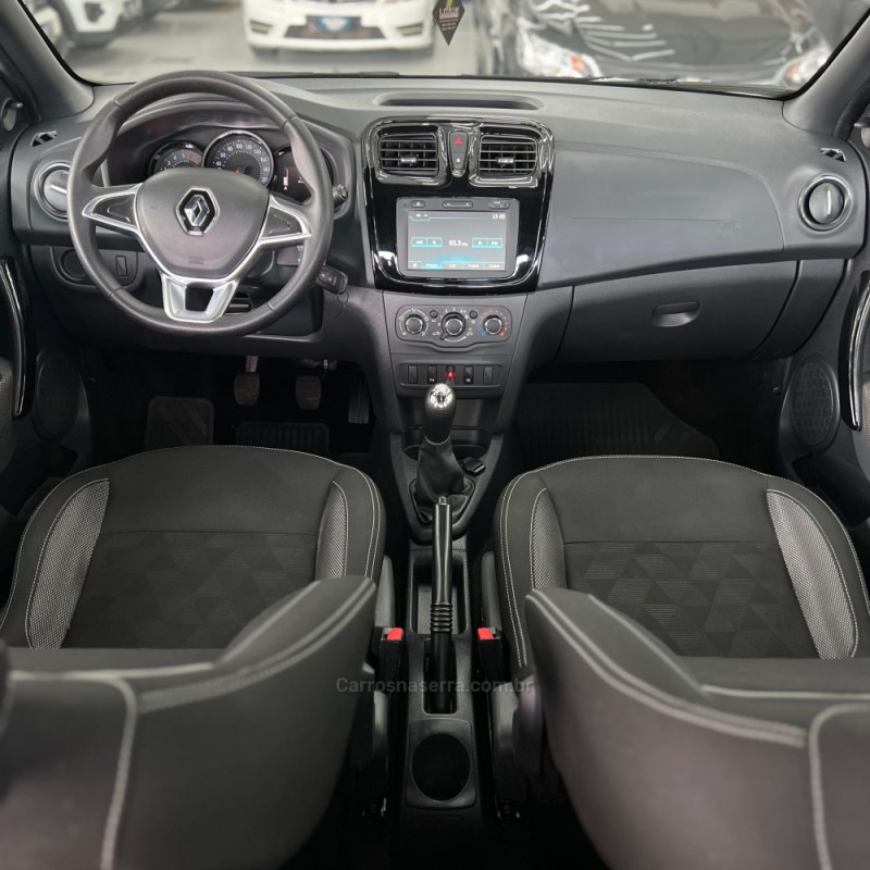 LOGAN 1.6 ZEN 16V FLEX 4P MANUAL - 2022 - CANOAS