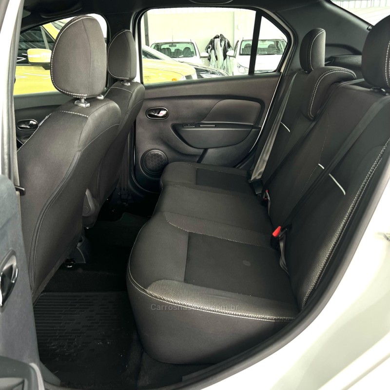 LOGAN 1.6 ZEN 16V FLEX 4P MANUAL - 2022 - CANOAS